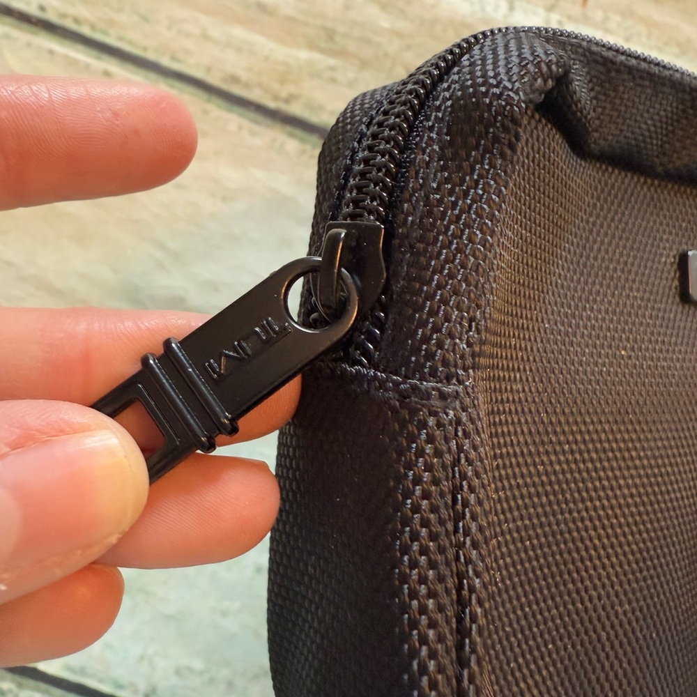 Tumi Black Textured Nylon Travel Pouch Duo - Picture 4 of 11